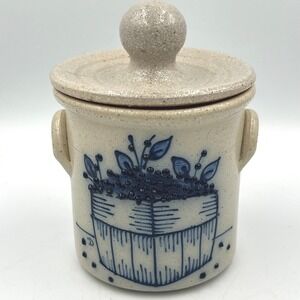 Salmon Falls Stoneware Blueberry Basket 6.25" Crock w Lid Dover NH 1995 Signed D